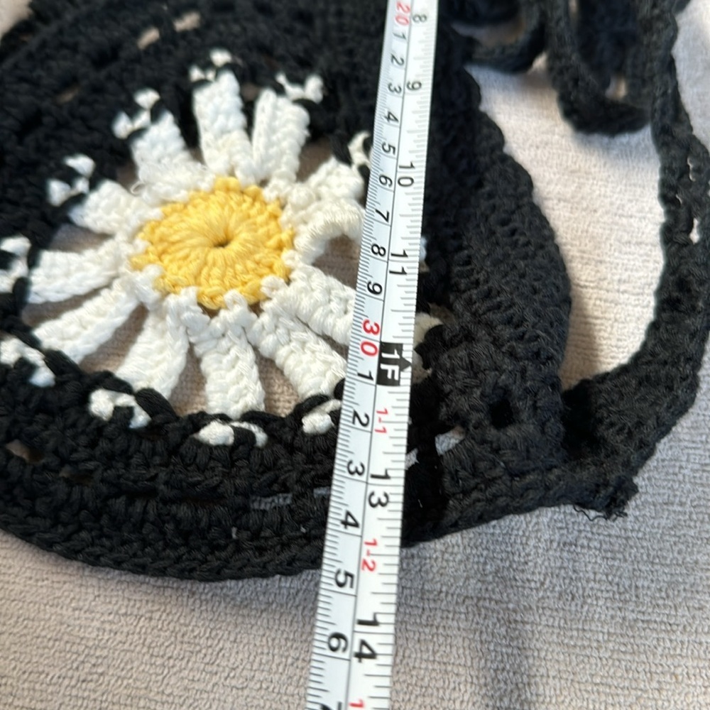 Julia Crochet Set - Picture 8 of 9